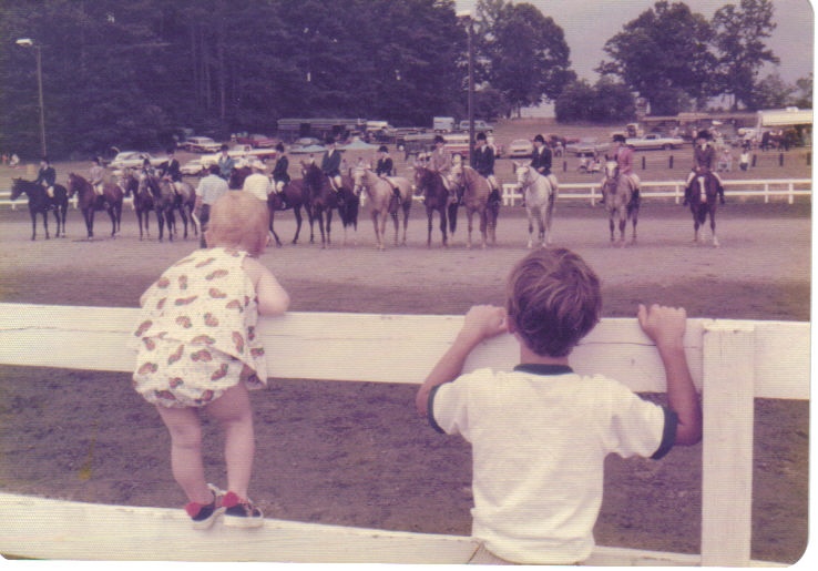 [horse+show+fence+1977.jpg]