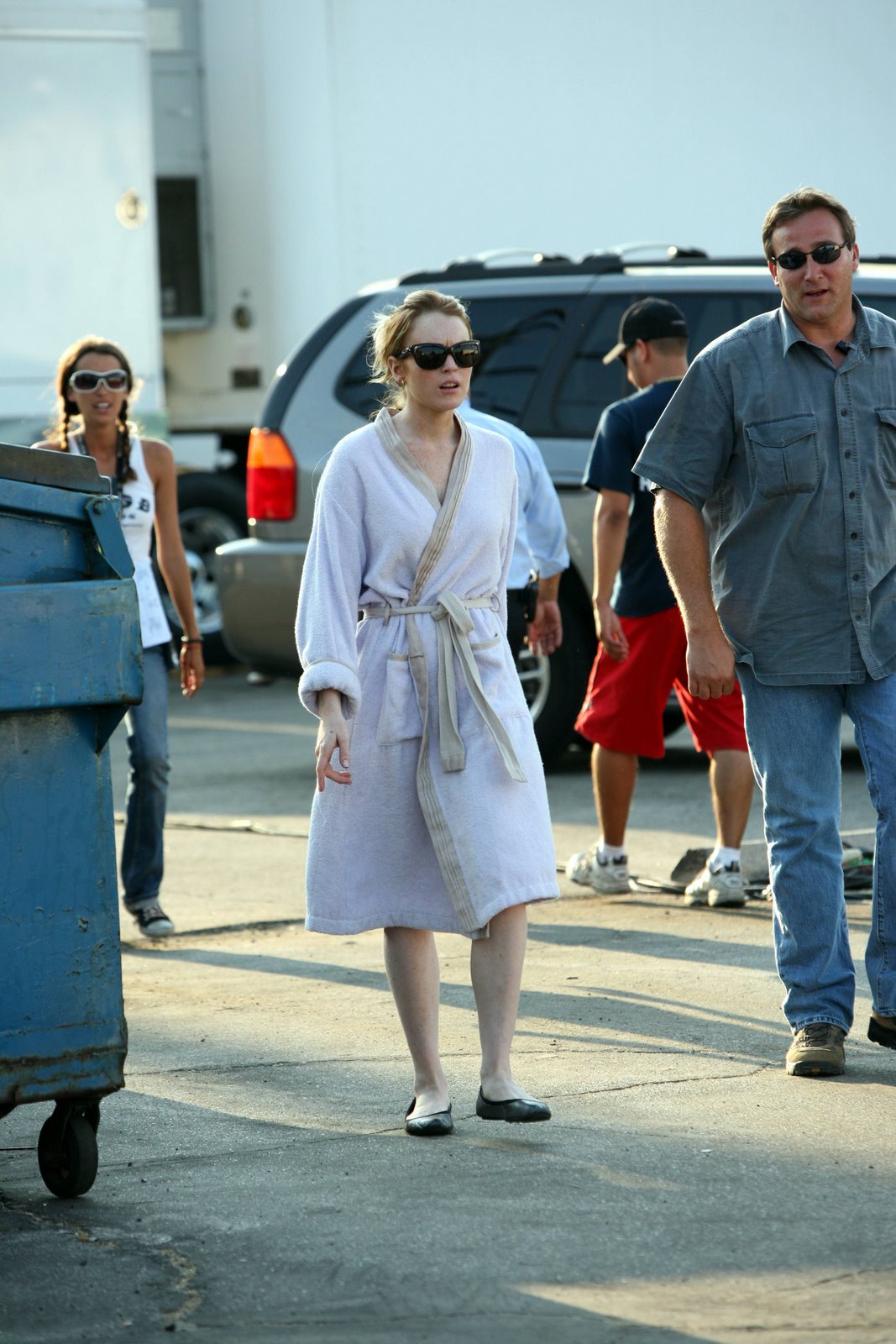 [77469_tlfan_Lindsay_Lohan_performs_her_final_scenes_on_the_set_of_Labor_Pains_7.16.08_39_122_11lo.jpg]