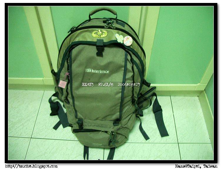 [My+backpack.jpg]