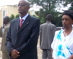 [Burundi+Vice+President+Yves+Sahinguvu+and+his+wife.jpg]