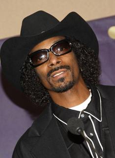 [snoop_dogg(008-cowboy-country-outfit-at-cmt-awards-med).jpg]
