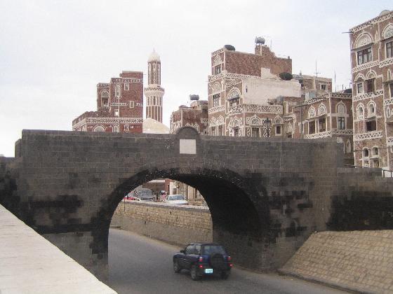 [2316571-edge_of_Old_city_of_Sanaa-Sanaa.jpg]