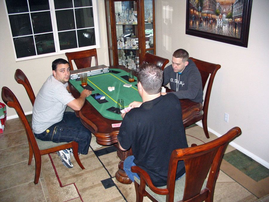 [poker-guys-at-table.jpg]