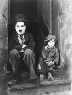 [250px-Chaplin_The_Kid.jpg]