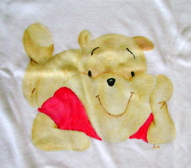 T-Shirt Winnie The Pooh - Tamanho 2- 10Euros