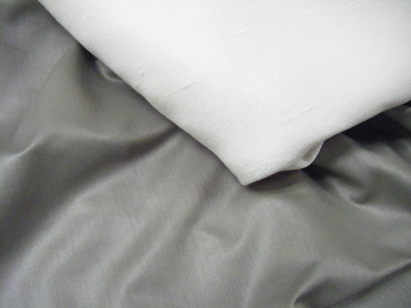[pillow+fabrics.JPG]