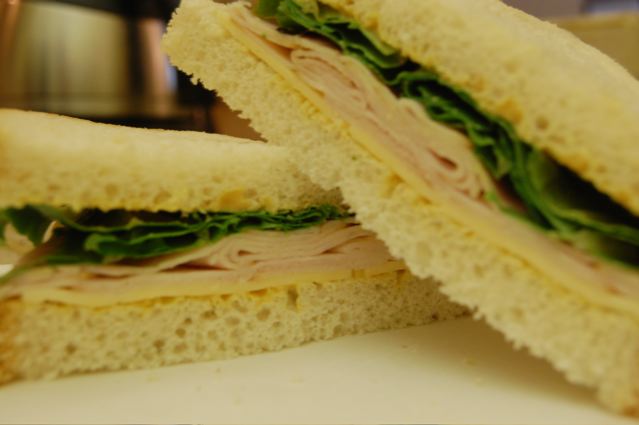 [mama's+sandwich.jpg]