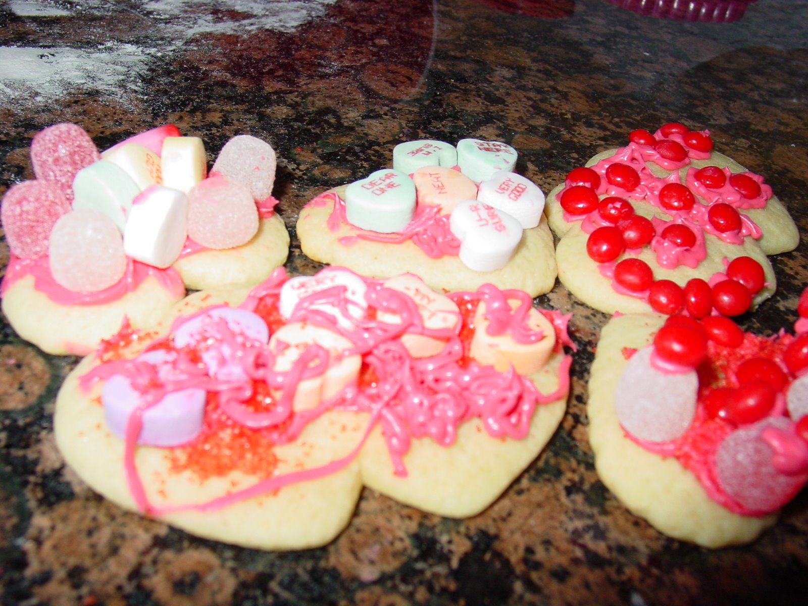 [Valentines+day+cookies+2008+010.jpg]