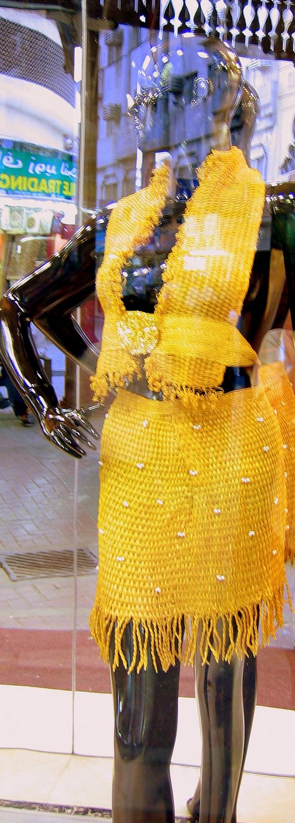 [Dress+of+Gold.jpg]