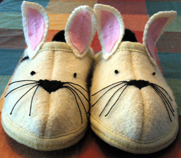[bunny_slippers.jpg]