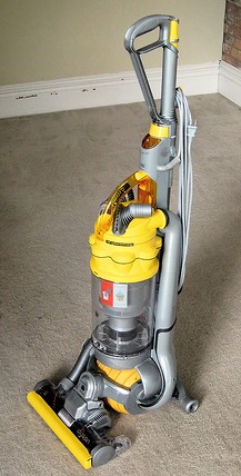 [Dyson+vacuum+cleaner.jpg]