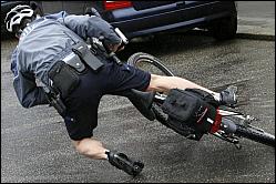 [police+biker+7.jpg]