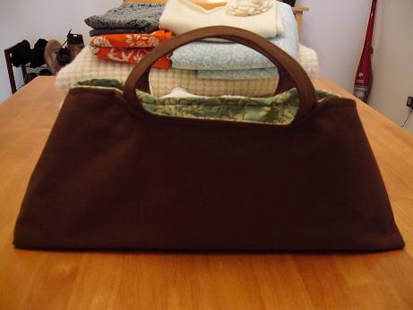 [brown+uptown+purse.JPG]