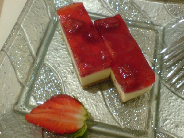 [strawberry+cheese+cake.jpg]