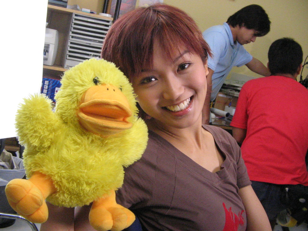 [Joanne+with+duck!.JPG]
