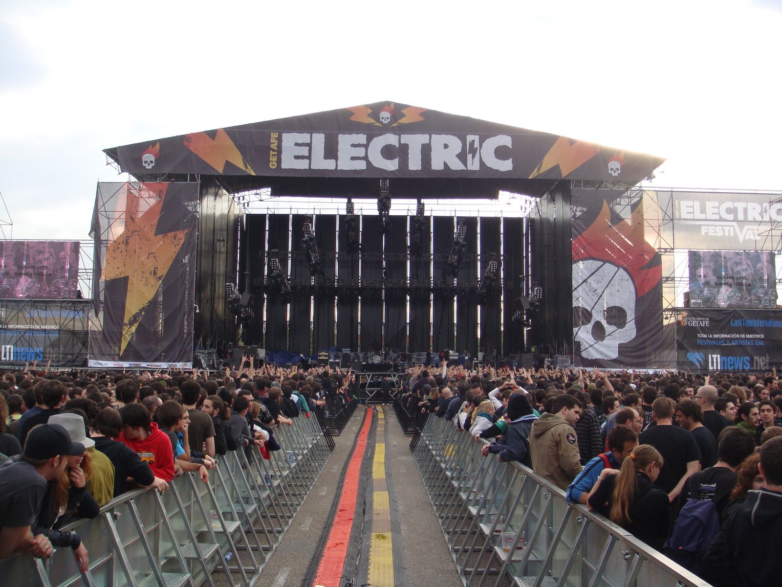 [Electric+Stage.JPG]