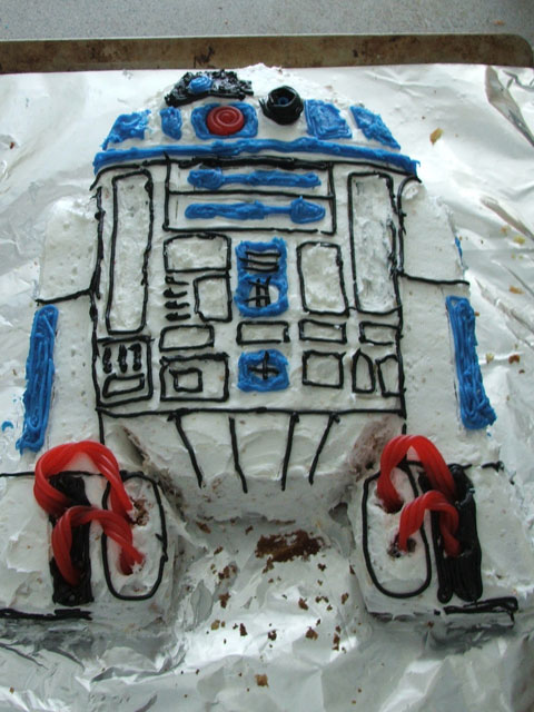 [R2-D2_Cake.jpg]