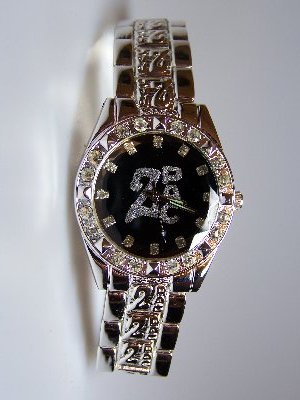 [2pac_Iced_Out_Bling_Bling_Watch_Hip_Hop_Style.jpg]