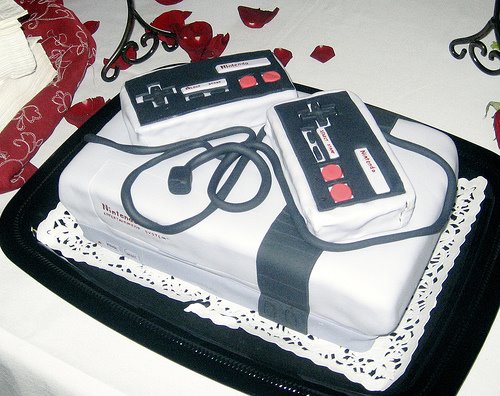 [nes-wedding-cake.jpg]