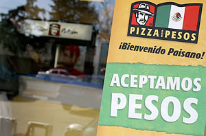 [0112_mi_negocios_wr_pizzerias_aceptara_pesos.jpg]