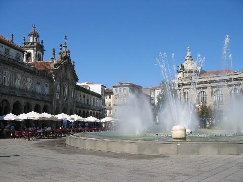 [1677221-Travel_Picture-Braga.jpg]