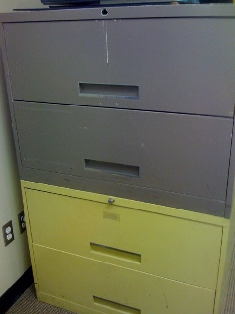 [filing+cabinet+2.JPG]