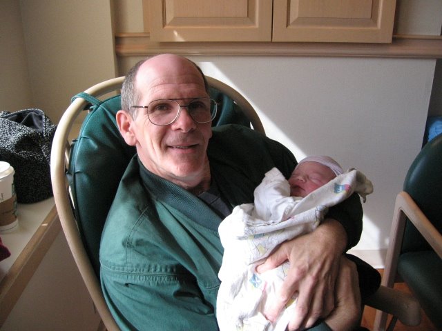 [Grandpa+Baby+Pictures+5.1.08+021.jpg]