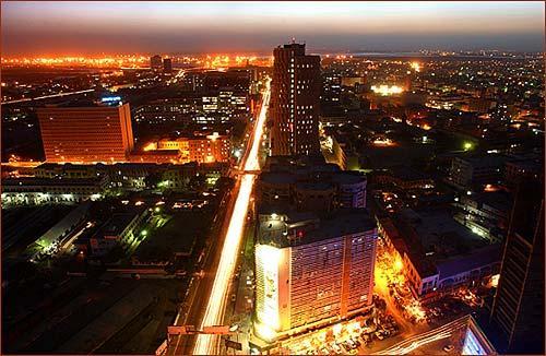 [Karachi_at_night.JPEG]