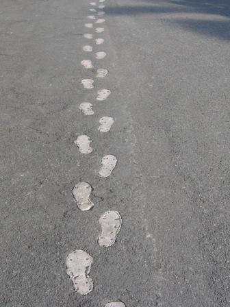 [fort-santiago-footprints.jpg]