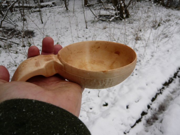 [Holding+Birch+bowl.JPG]