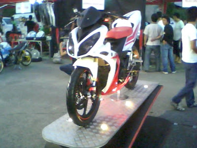 MODIFICATION YAMAHA NOUVO 135CC  BIKES AND MOTOR SPORT PICTURE