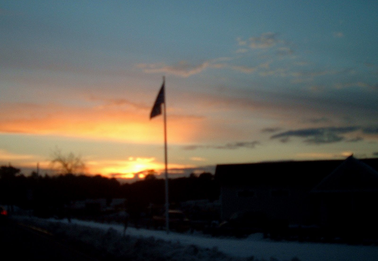 [Flag+Sunset.JPG]