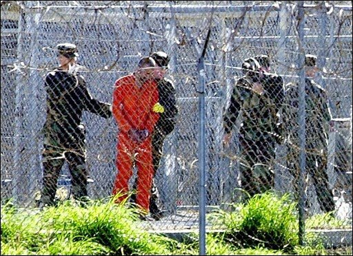 [Guantanamo-Prisonnier-2.jpg]
