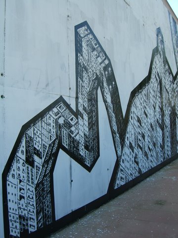 [M-City+Wall+Barcelona+1.JPG]