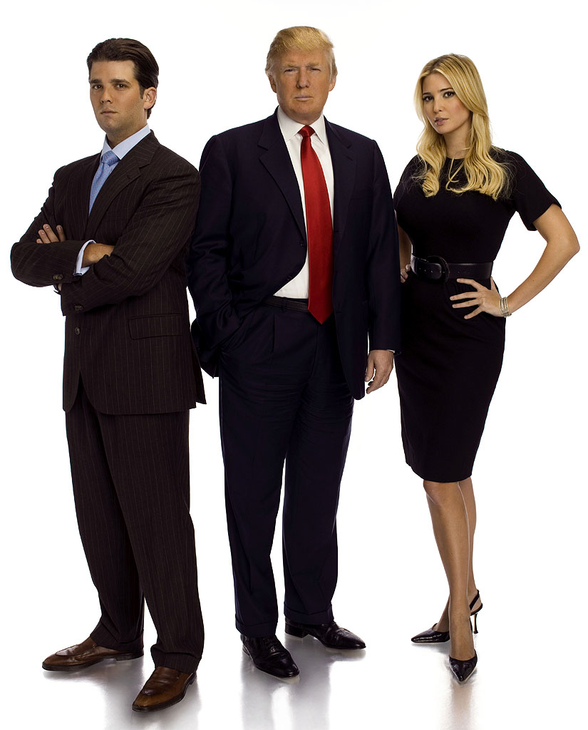 [donald-trump-and-the-cast-of-the-apprentice-may-15-2007.jpg]