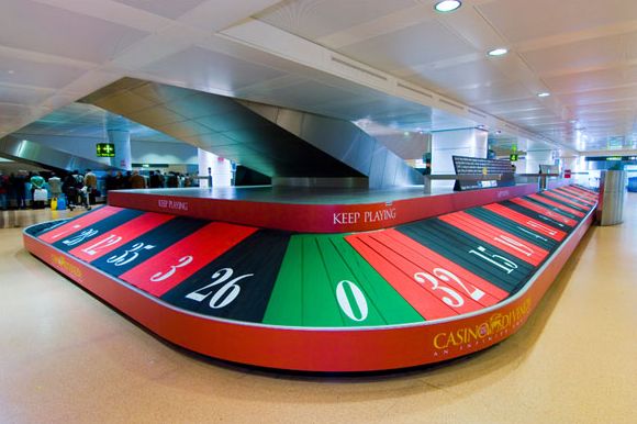 [casino_de_vinezia_airport_ad1.jpg]