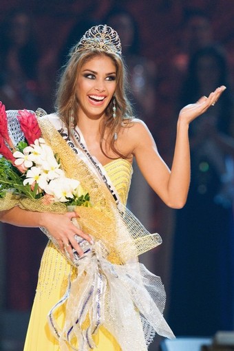 [Miss_Universe_Dayana_Mendoza.jpg]