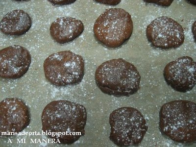 [galletas+de+chocolate+y+nueces+caramelizadas+009[1].jpg]