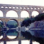 [Pont_du_Gard_Nimes.jpg]