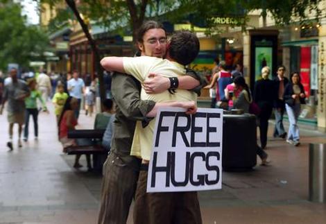 [free_hugs__by_theMODEL_misfit.jpg]