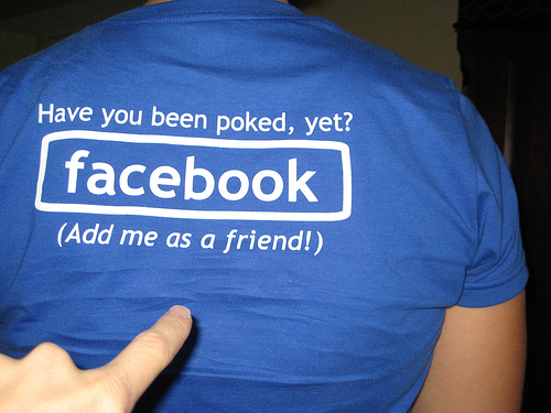 Usuarios de Facebook son expulsados sin explicaciones