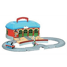 [Thomas+the+train+roundhouse.jpg]