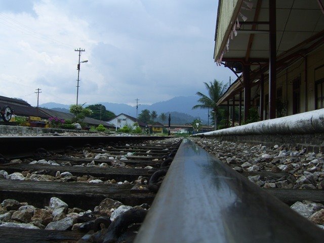 [Railway3.JPG]