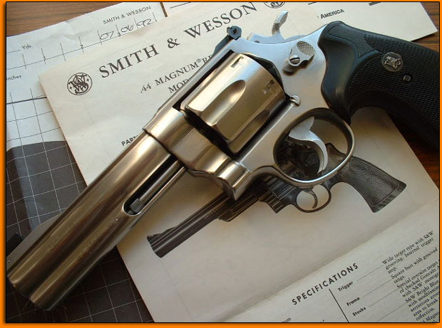 [smith-wesson629classic.jpg]