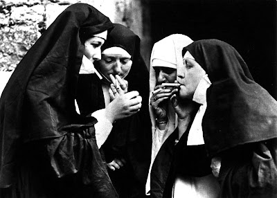 smoking_nuns.jpg