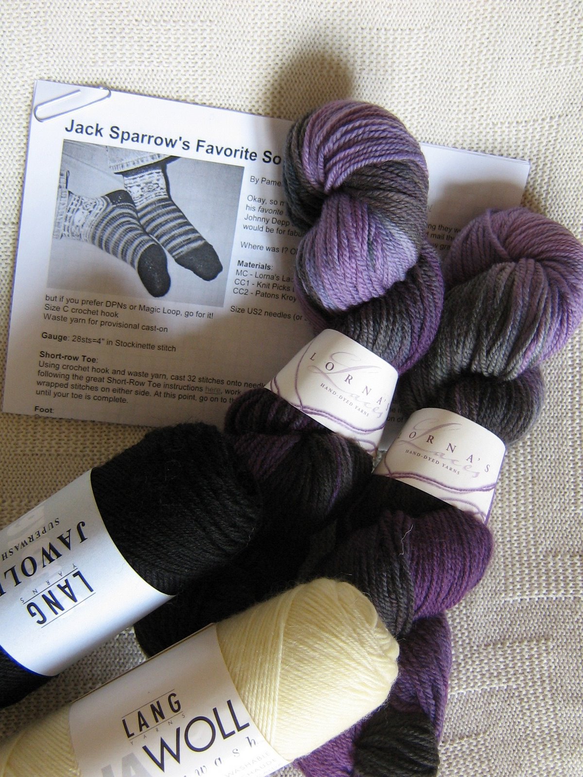 [Jack+Sparrow+sock+yarn.jpg]