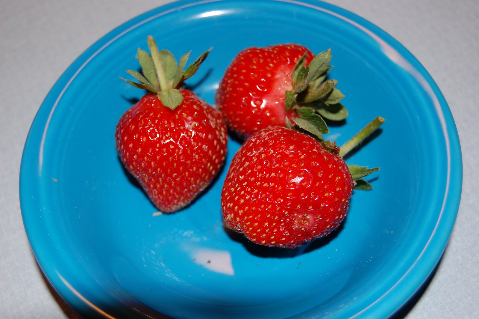[4th+strawberries.jpg]
