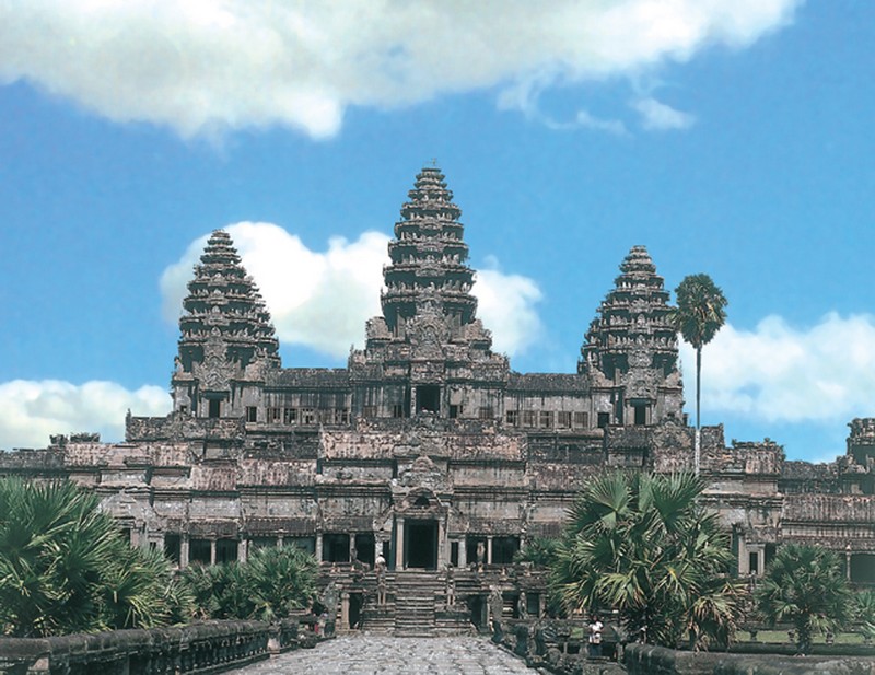 [Angkor+Wat.jpg]