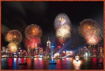 [673025-Chinese_New_Year_Fireworks_Display-Hong_Kong.jpg]