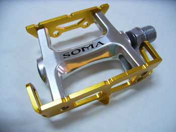 [soma+hellyer+trk+pedal+gold+proto.jpg]